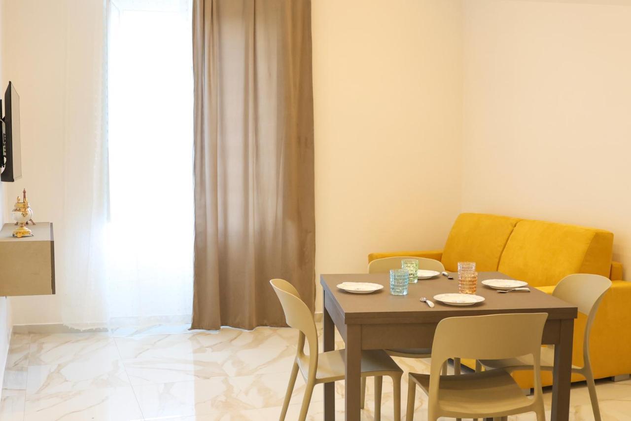 House Emy In Central نابولي المظهر الخارجي الصورة